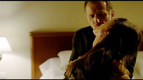 Musta tukka tykkää karkeasta seksistä