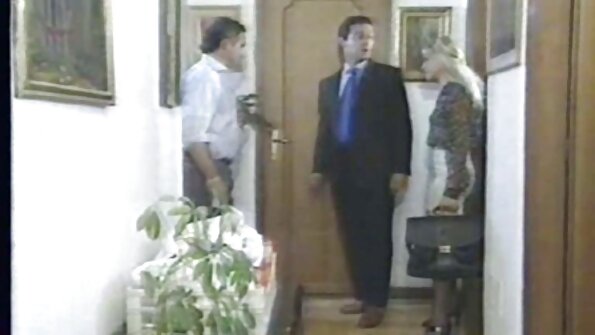 Diana Prince on samaa mieltä Johnnysin ehdoista ja ehdoista