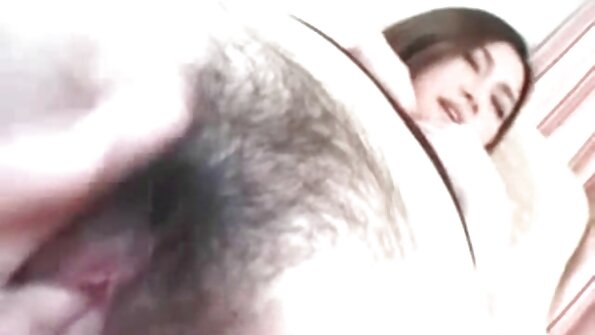 Kiimainen MILF Alicia Silver Pleasure Her Minge