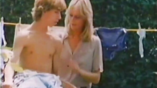 Madison Ivysin ensimmäinen asiakas on Johnny