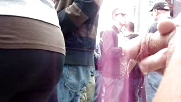 Ruskeaverikkö MIlf Rose Lip Wrap A Meaty Schlong