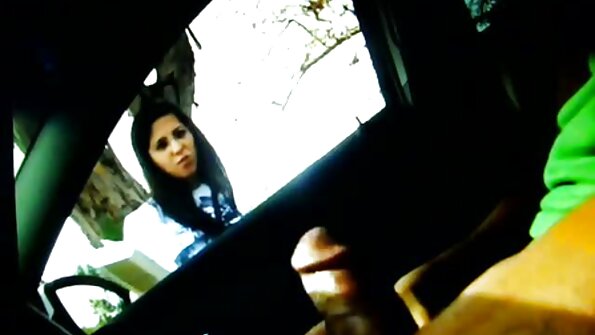 Perverssi oppitunti kahdelta kypsältä huoralta